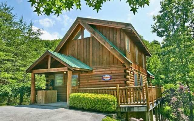 Hidden Treasures 3 Bedroom Cabin