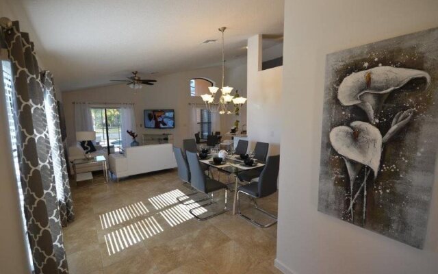 Veranda Palms by VHC Hospitality