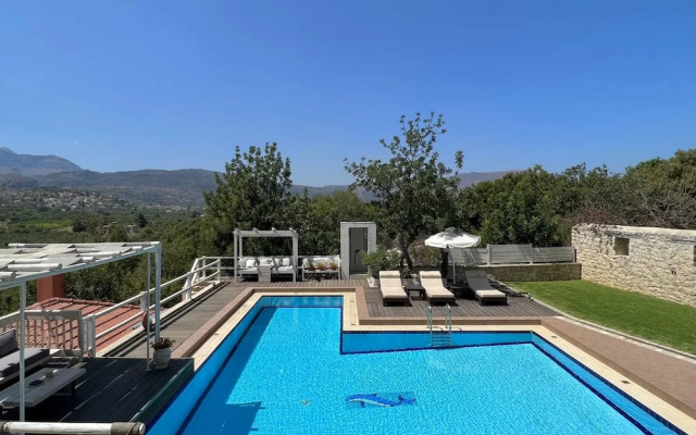 Villa Amvrosia in Armeni