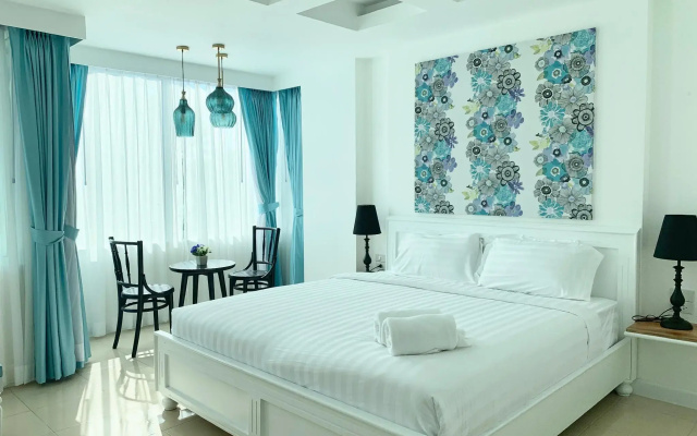 Chaleelay Hotel