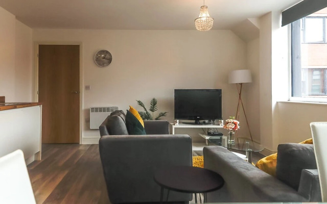 Inviting 2-bed Apartment in Derby, UK