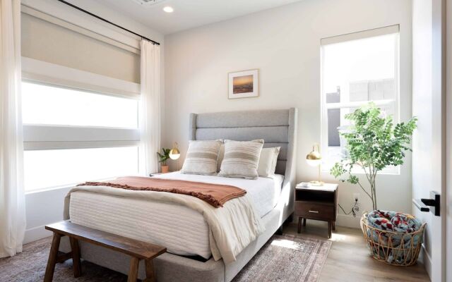 Desert Mirage 5 Bedroom Home