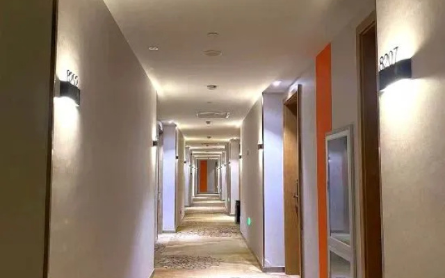 Lanxi Hotel (Tianjin Armed Police Hospital Shaliu South Road Subway Station) – Hotel Rooms – Tianjin