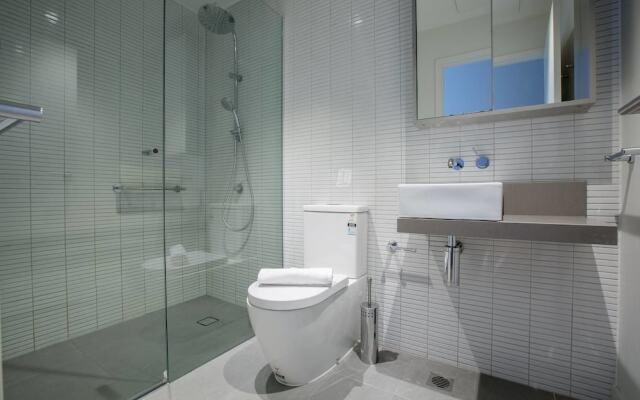 66 Elegant Glance 2 BD 2 Bth LV 10 Near Garden