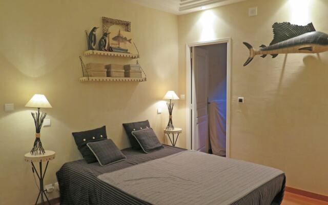 Plush Villa in Cavalaire-sur-Mer with Private Pool