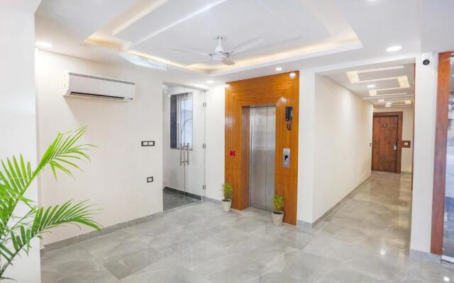 Fabhotel Golf Inn Golf course Road Gurugram