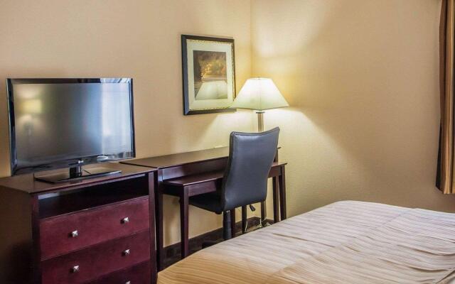 Quality Inn & Suites Peoria North