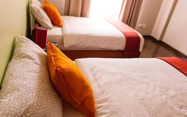 Huku Qwetu C5 City Breeze Apartment