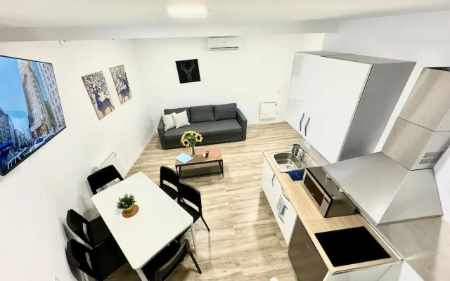 Universidad by Oshun Apartments