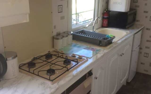 Golden Anchor Caravan Park