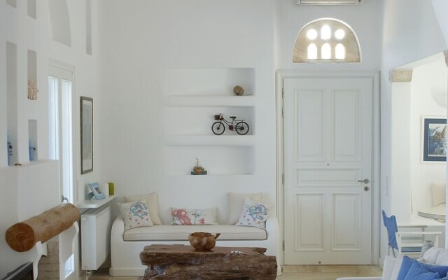 Luxury Villa By The Beach by VillaRentalsgr