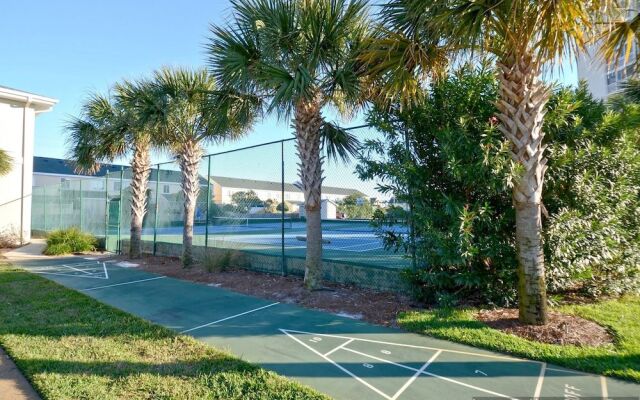 Shoreline 1036 Condo by RedAwning