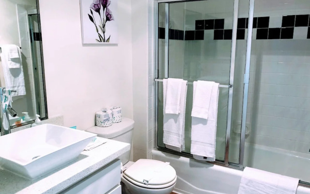 Luxury Suites - Heart of Beverly Hills