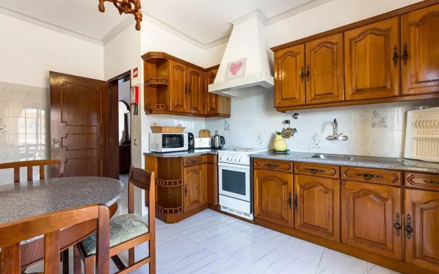 New Sunset Haven in Gale-2br With Big Terrace
