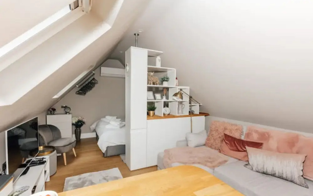 Hygge Lodge - From 110 Per Night