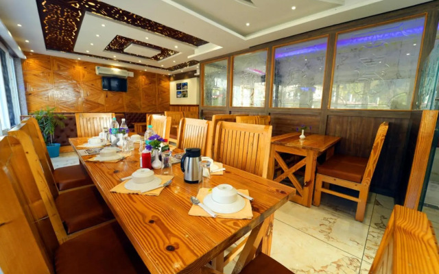 Oyo 10820 Hotel Nature's View