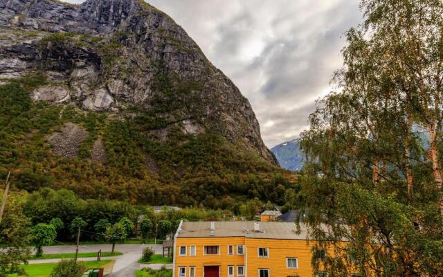 Trolltunga Guesthouse