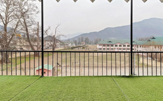 Treebo Vitasta Villa