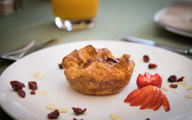 Mirihof Retreat and Olive Estate