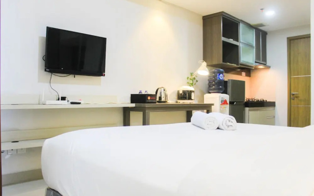 Fully Furnished with Spacious Design Studio Apartment at The Oasis Cikarang – Guest Rooms – Cikarang