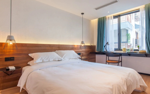 Zhijiang Hotel
