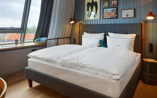 25hours Hotel Paper Island