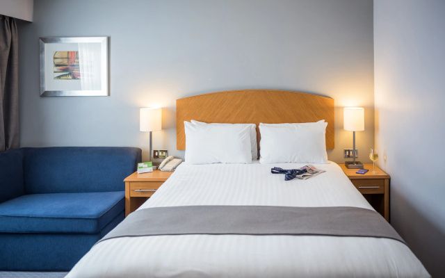 Holiday Inn Manchester West by IHG