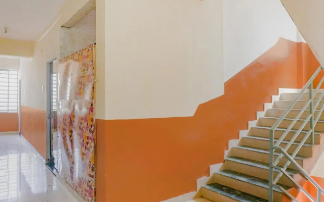 Hotel Royal by OYO Rooms