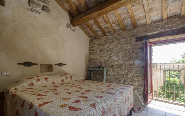 Beautiful Apartment in Villagrande di Monteco With 2 Bedrooms