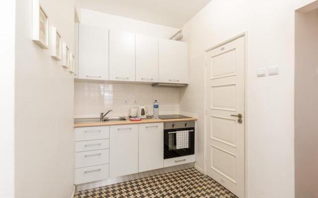 Feel Porto Stylish Flat IV