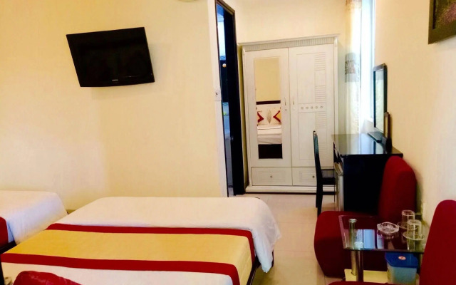 Canary Hotel Hue