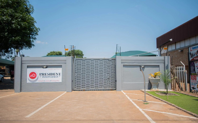 President Guest Lodge