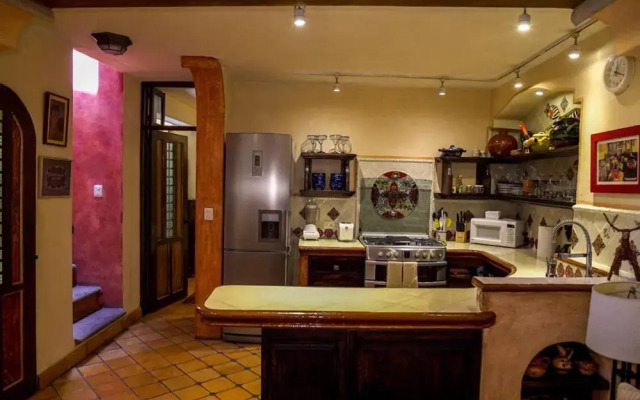 Location! Location! Location, 2 Bedroom on Aldama