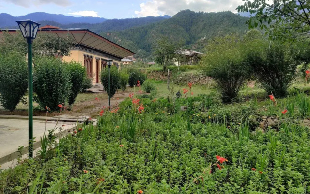 Nirvana Lodge