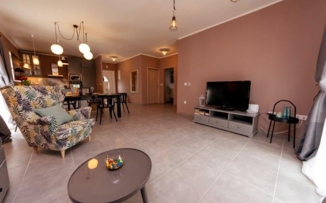 Apartment Darko 2 - 50 m from sea: A6 Sukosan, Zadar riviera