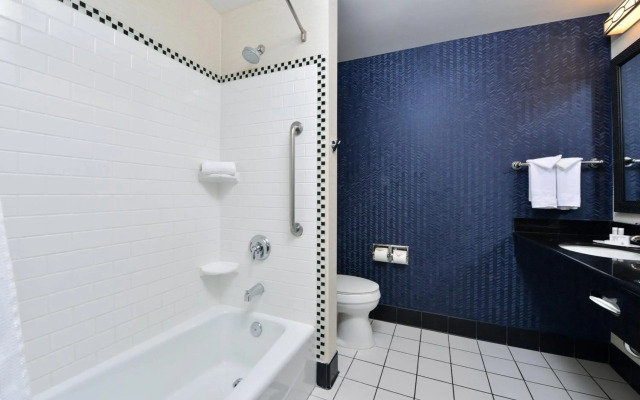 Fairfield Inn & Suites Santa Cruz - Capitola