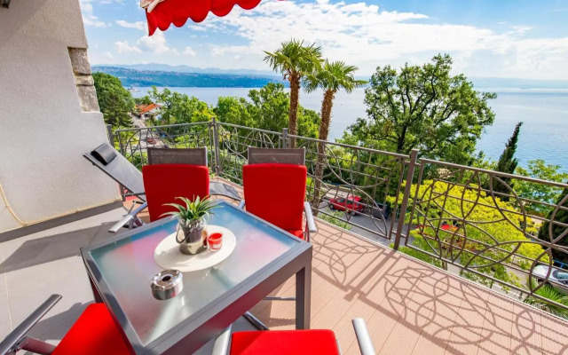 Villa Tomić Apartment Mia near the sea