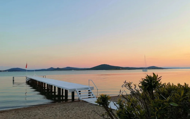 Cunda Hotel