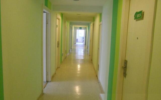 a8 Hotel