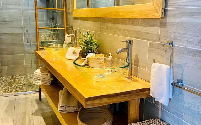 Villas TROPICAL & EXOTIC, 6 chambres avec piscine, jacuzzi