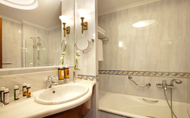 Electra Palace Athens Hotel