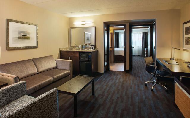 Hilton Winnipeg Airport Suites