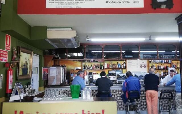 24H Hostal Antequera