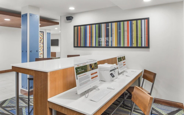 Holiday Inn Express & Suites Hardeeville - Hilton Head by IHG