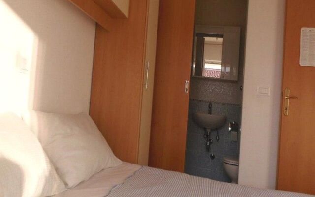 Apartments Jela
