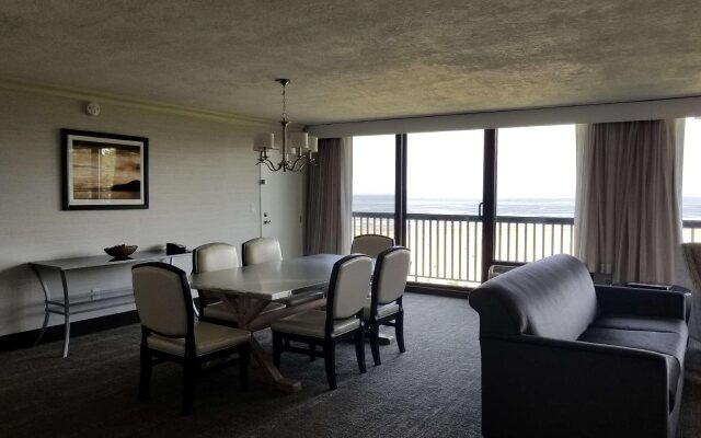 Best Western Plus South Bay Hotel