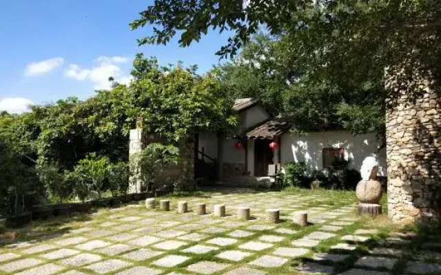 Zhuyang Shanfang Inn
