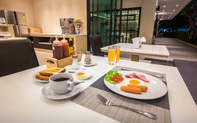 L2 Hotel
