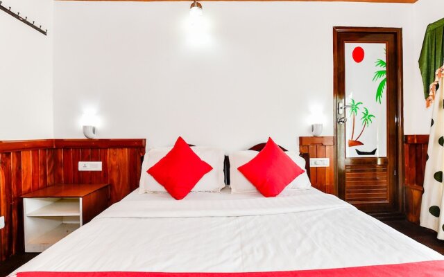 Oyo 24606 Waves And Wind 3Bhk Houseboat