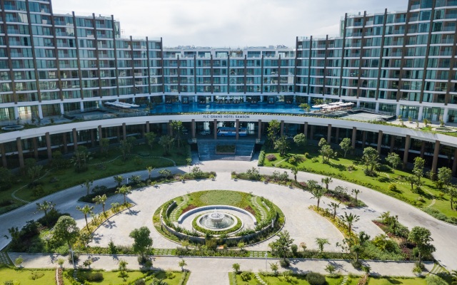 FLC Grand Hotel Samson